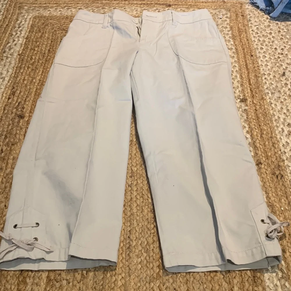 white pants - Picture 1 of 5